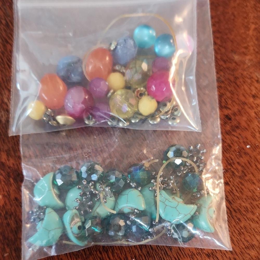 Colorful Beaded‎ Bracelets - Picture 4 of 6